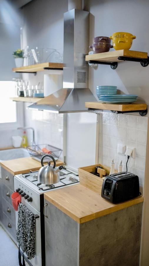 D16 Athens Apartment - 5' Mins To Petralona Metro Luaran gambar