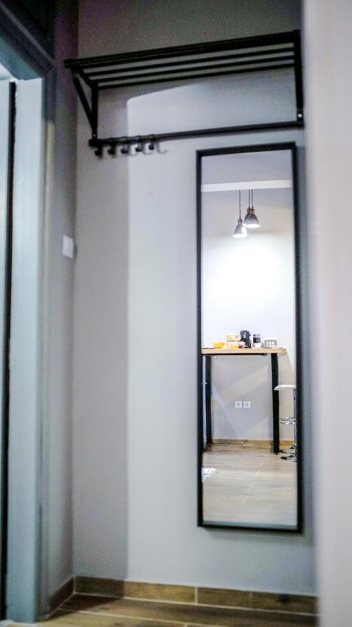D16 Athens Apartment - 5' Mins To Petralona Metro Luaran gambar